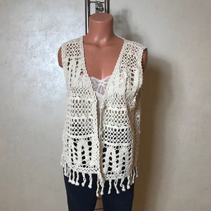 White vintage 70s waistcoat, cotton knit, button up front, fringe hem, large size, sheer waistcoat, V-neckline