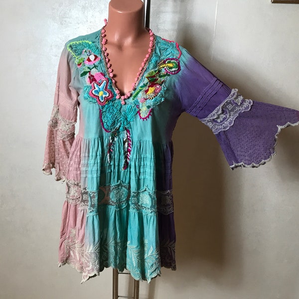 Cotton vintage tunic dress, blue purple pink, medium size, floral embroidery, 3\4 sleeves, short length, flare A-line design