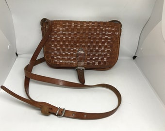 Leather vintage 80s bag, brown shoulder purse, small size, adjustable strap, flap purse, two sections, elegant women's purse