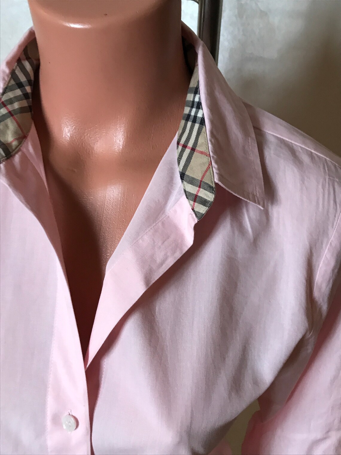 Vintage Shirt Collection: Burberry Pink Cotton, Silk Blend, Floral Print, Denim Ethnic. Sizes S-M, foto 3 di 5