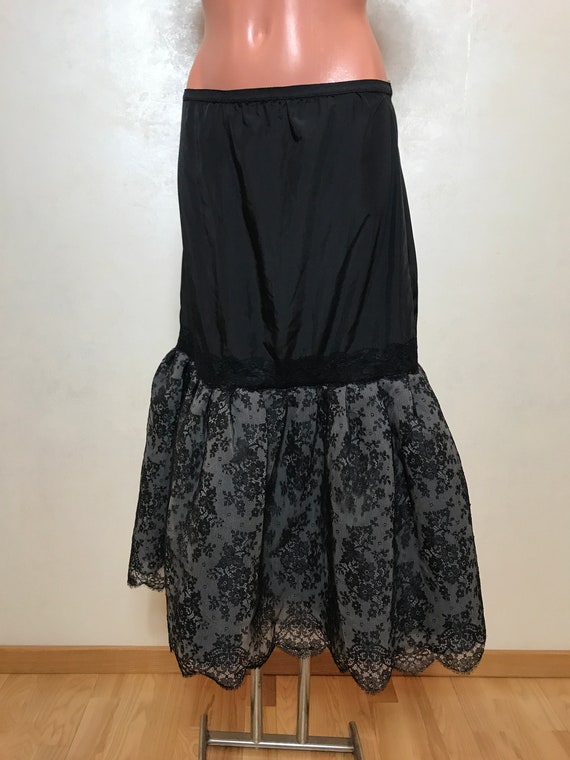 Black lace puffy skirt top