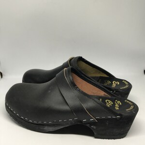 Black vintage 90s shoes, kid's shoes, slippers, size 35, black leather, swed shoes, mid sole, open back, small shoes image 6