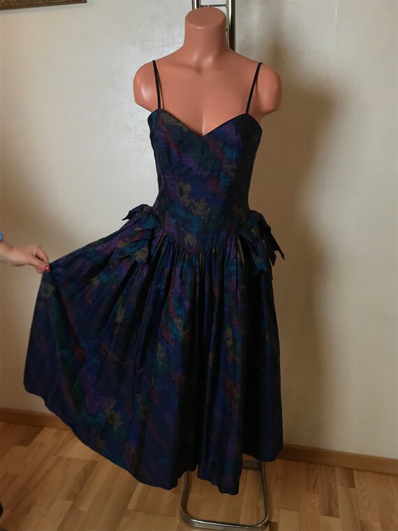 Silk vintage 80s dress, medium size, fit and flar… - image 2