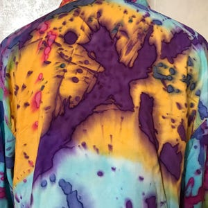 Vintage & moderne topcollectie: 80s zijde turquoise, Zara ruches katoen, bloemenprint, tie dye viscose, maat L afbeelding 20