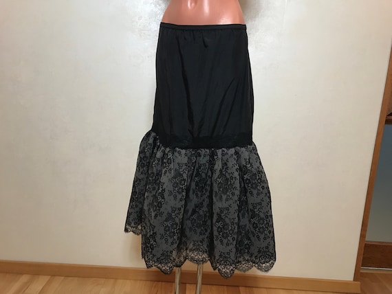 Black lace puffy clearance skirt