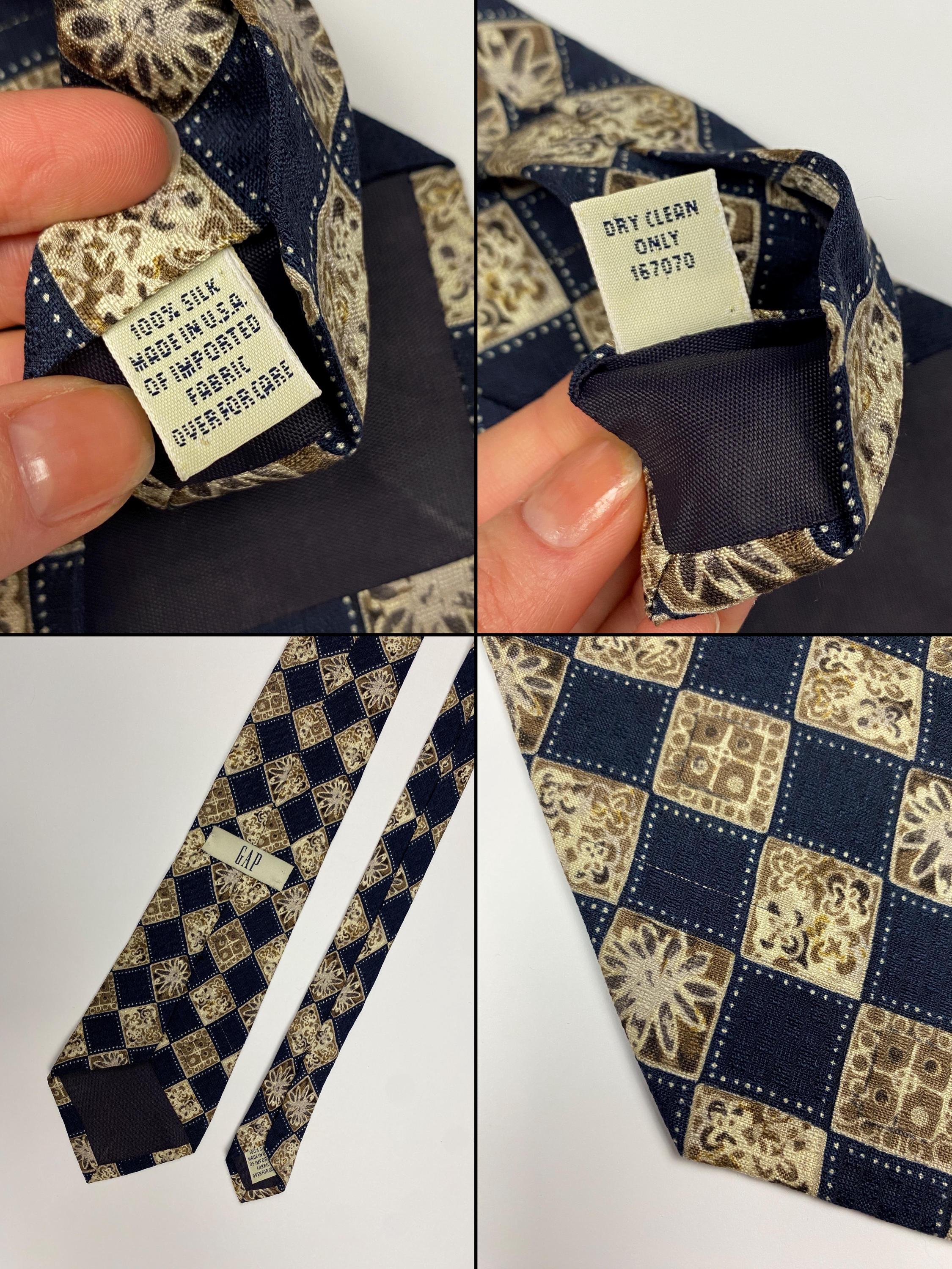 ヴィンテージシルクネクタイコレクション、幾何学模様と水玉模様の