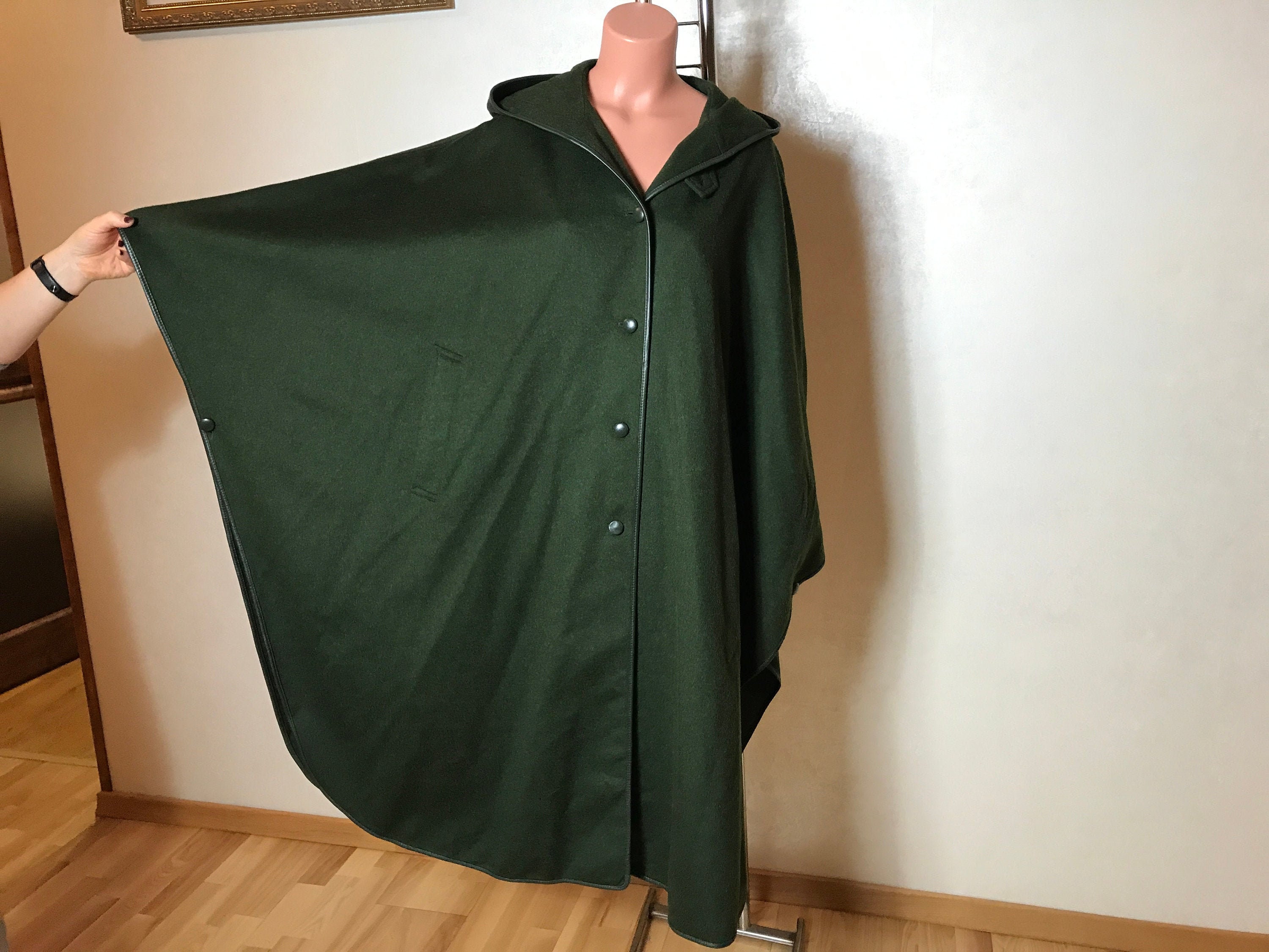 Wool Vintage 80s Poncho, Large Size, Black Cashmere and Wool