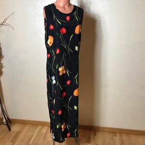 Vintage 80s dress, floral print, dark blue color, sleeveless dress, straight design, maxi length, medium size, summer dress