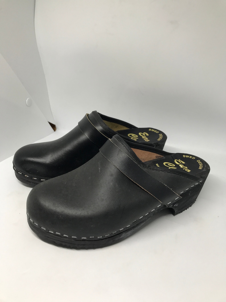 Black vintage 90s shoes, kid's shoes, slippers, size 35, black leather, swed shoes, mid sole, open back, small shoes image 1