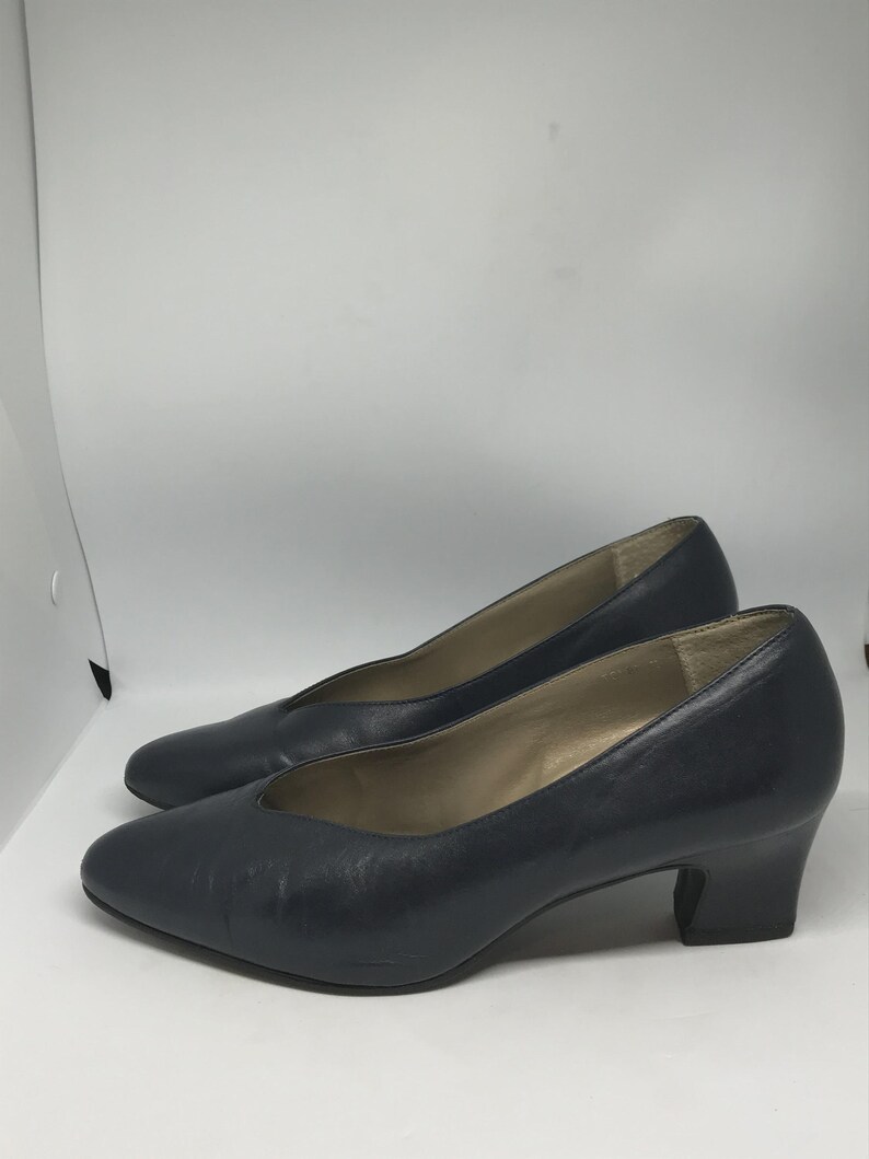 Vintage Footwear Collection Size EU 39: Leather Flats, Suede Heels, Slouch Boots, Sneakers image 14