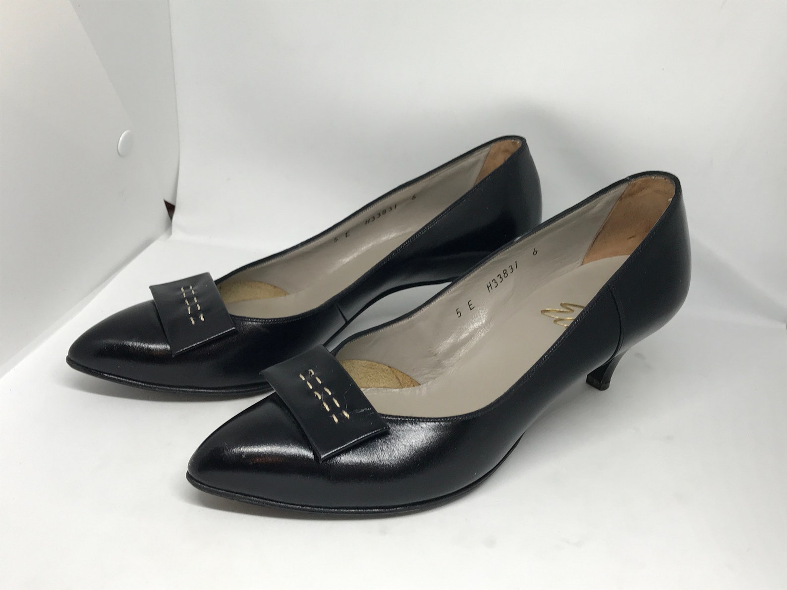 Bally Vintage 90s shoes black leather size 37 EUR elegant