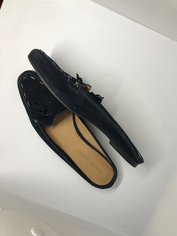 Dark blue vintage 80s womans shoes, blue suede moc