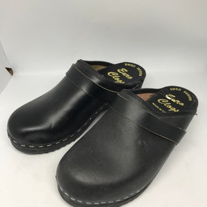 Black vintage 90s shoes, kid's shoes, slippers, size 35, black leather, swed shoes, mid sole, open back, small shoes image 2