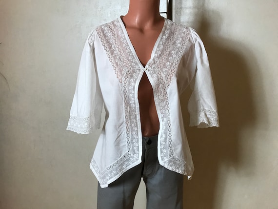 Cotton vintage 70s shirt, white shirt, floral geom