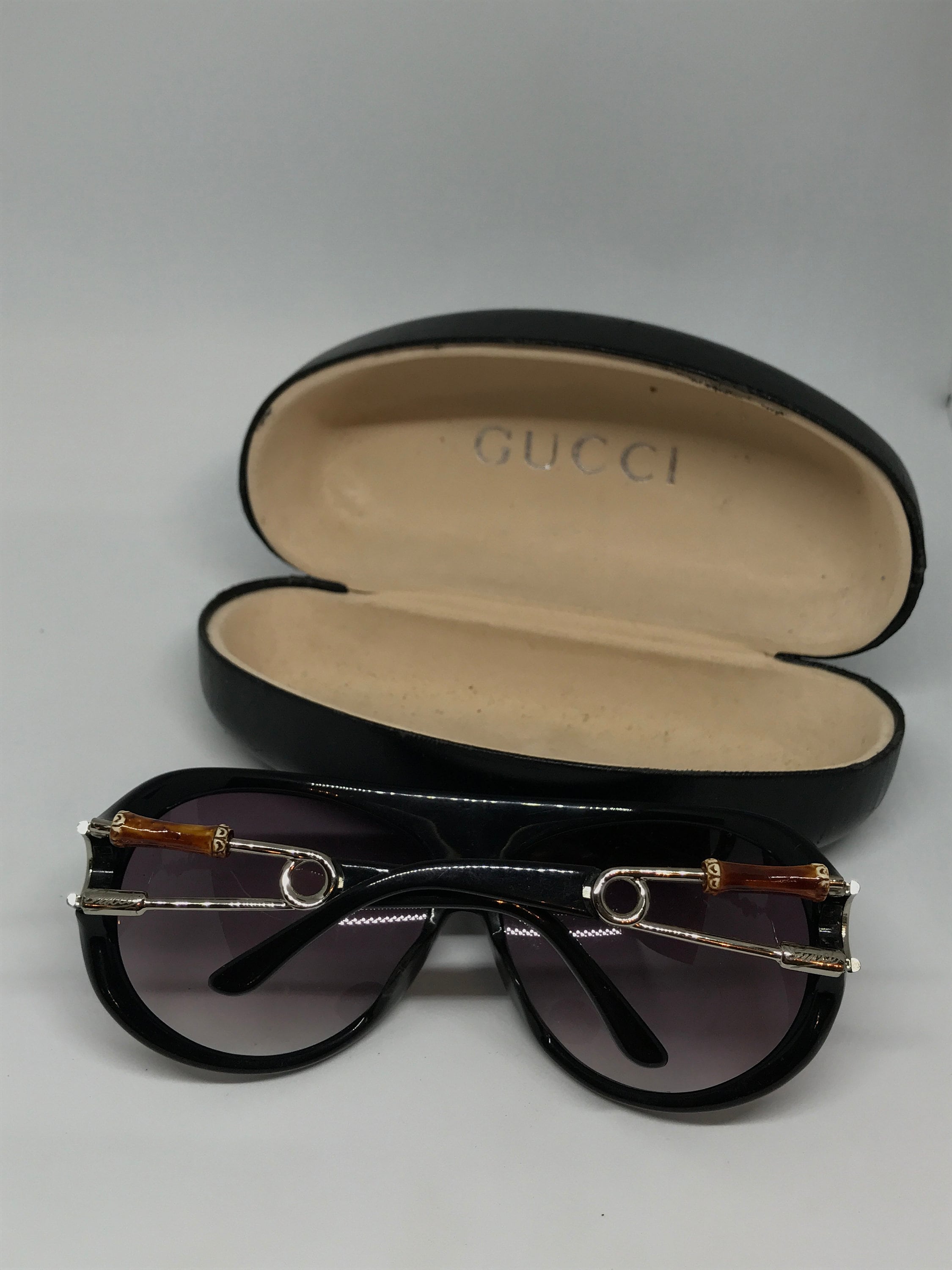 【美品】 GUCCI Vintage sunglasses case Gucci Sunglasses Case Brown AUTHENTIC Soft Leather Case Dark