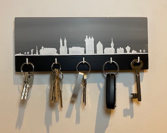 Key board "Braunschweig Skyline" hand-painted, handmade, Lower Saxony, key board, wooden strip, hook strip, jewelry hanger
