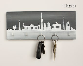 Key board "Berlin Skyline" hand-painted, handmade, Charlottenburg, Kreuzberg, key board, wooden strip, hook strip, jewelry hanger