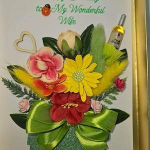 Personalisierte Box Geburtstagskarte, handgemacht, Luxus, Jahrestag, Blumenstrauß, Frau, Freundin, Mutter, Tochter, Partner, Freund Eine Flasche Wein
