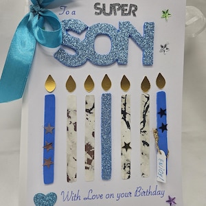 Biglietto di auguri per il compleanno del figlio con candele. Biglietto di auguri di compleanno per uomo fatto a mano con scatola regalo.