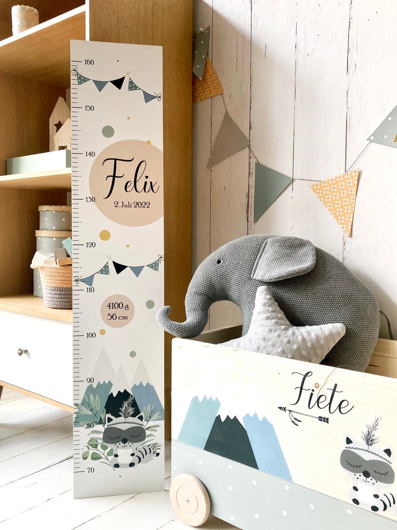 50+ Kinderzimmer Geschenke, die Kinderträume wahr werden lassen
- Personalisierte Kindermesslatte