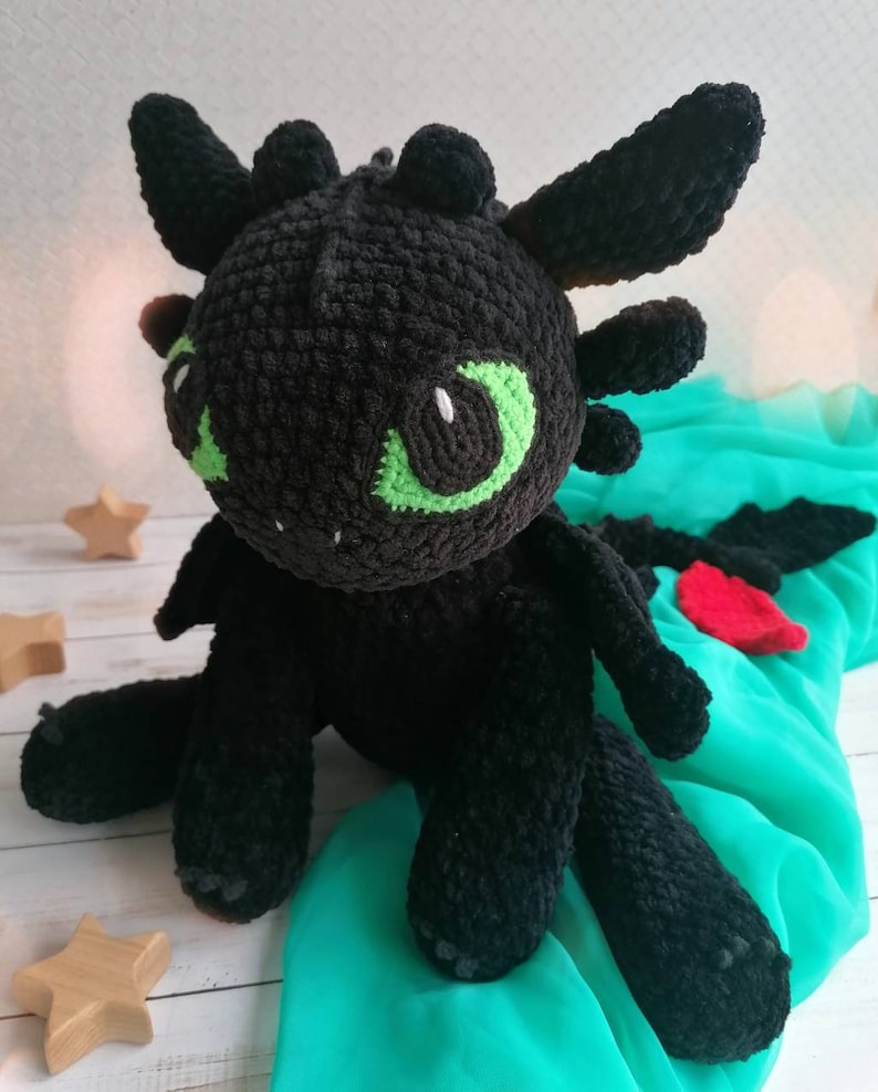 Crochet black dragon pattern / Night dragon amigurumi tutorial / big plush toy black fury pdf image 2