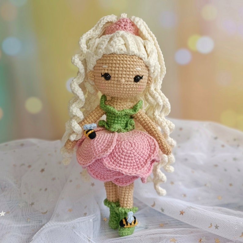 Crochet doll pattern, flower girl amigurumi, peony doll tutorial in English and German, diy gift for girl image 2