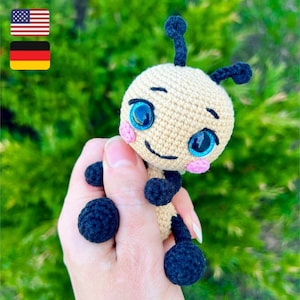 Crochet ant pattern, cute insect amigurumi, baby bug tutorial in English and German