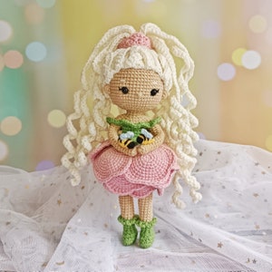 Crochet doll pattern, flower girl amigurumi, peony doll tutorial in English and German, diy gift for girl image 1