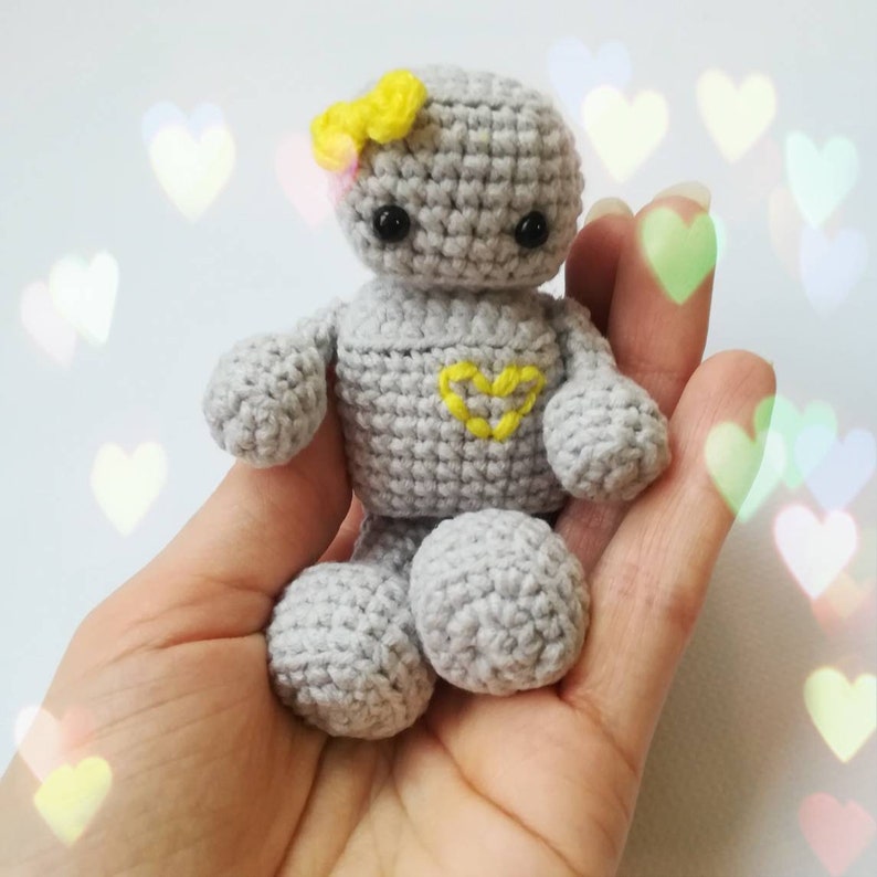 Crochet pattern amigurumi robot Miniature amigurumi toy pattern pdf image 3