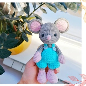 Crochet mouse pattern, amigurumi plush toy PDF