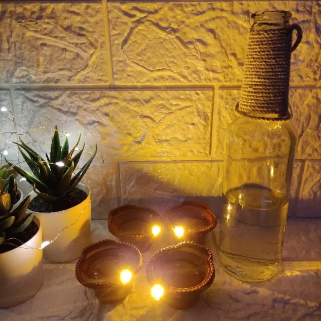 Buy ROTE KIRSCHE Water Sensor Eco-Friendly Led Diyas Candle E-Diya,Warm  Orange Ambient Lights,Battery Operated Led Candles for Home Decor,  Festivals Decoration Diwali Lights Diva (Sensor Led Diya (10 Pcs) Online at  Best