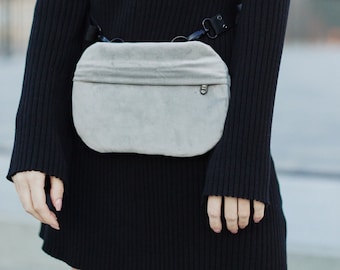 WILK velvet clutch sachet ~ small grey handbag ~ small kidney ~ light grey ~ minimalist bag ~ autumn colours ~ minimalism