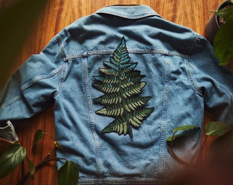 FERN ~ large patch on the jacket ~ attaching with iron ~ for sewing and ironing ~ applique ~ embroidered fern leaf applique on the jacket