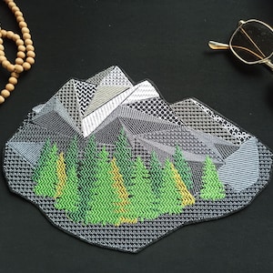 MOUNTAINS ~ large jacket patch ~ iron-on ~ for sewing and ironing ~ applique ~ embroidered applique mountain view ~ climbing
