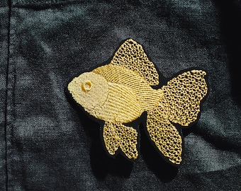 GOLDFISH ~ small jacket patch ~ iron mount ~ for sewing and ironing ~ application ~ embroidered application fish on jacket