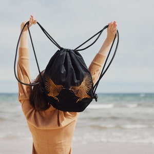 ROBIN~Gift for Her~Velvet drawstring backpack~waterproof~with pocket~string bag~gym bag~beach backpack~backpack for dress~ backpack birds