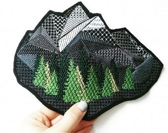 MOUNTAINS ~ large patch on jacket ~ attach with iron ~ for sewing and ironing ~ applique ~ embroidered applique mountain view ~ climbing