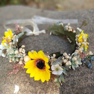 Fall flower crown Sunflower crown Sunflower headband Succulents flower crown Flower girl crown Bridal flower Crown Halo Sunflower headpiece