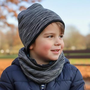 BLACK AND WHITE Set Beanie und Loop oder Beanie einzeln, meliert, schwarz weiß, Strichel, basic Mütze