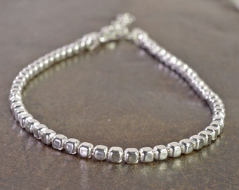 Bracelet with small cubes made of 925 silver, bracelet with small square elements, cute bracelet, gift for girlfriend, unusual bracelet