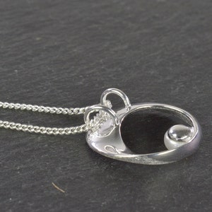 sterling silver necklace with a pearl image 5