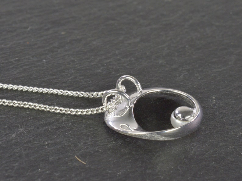 sterling silver necklace with a pearl image 5