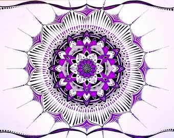 Original and unique mandala creation "The Mother" - geometric art - purple or pink flower