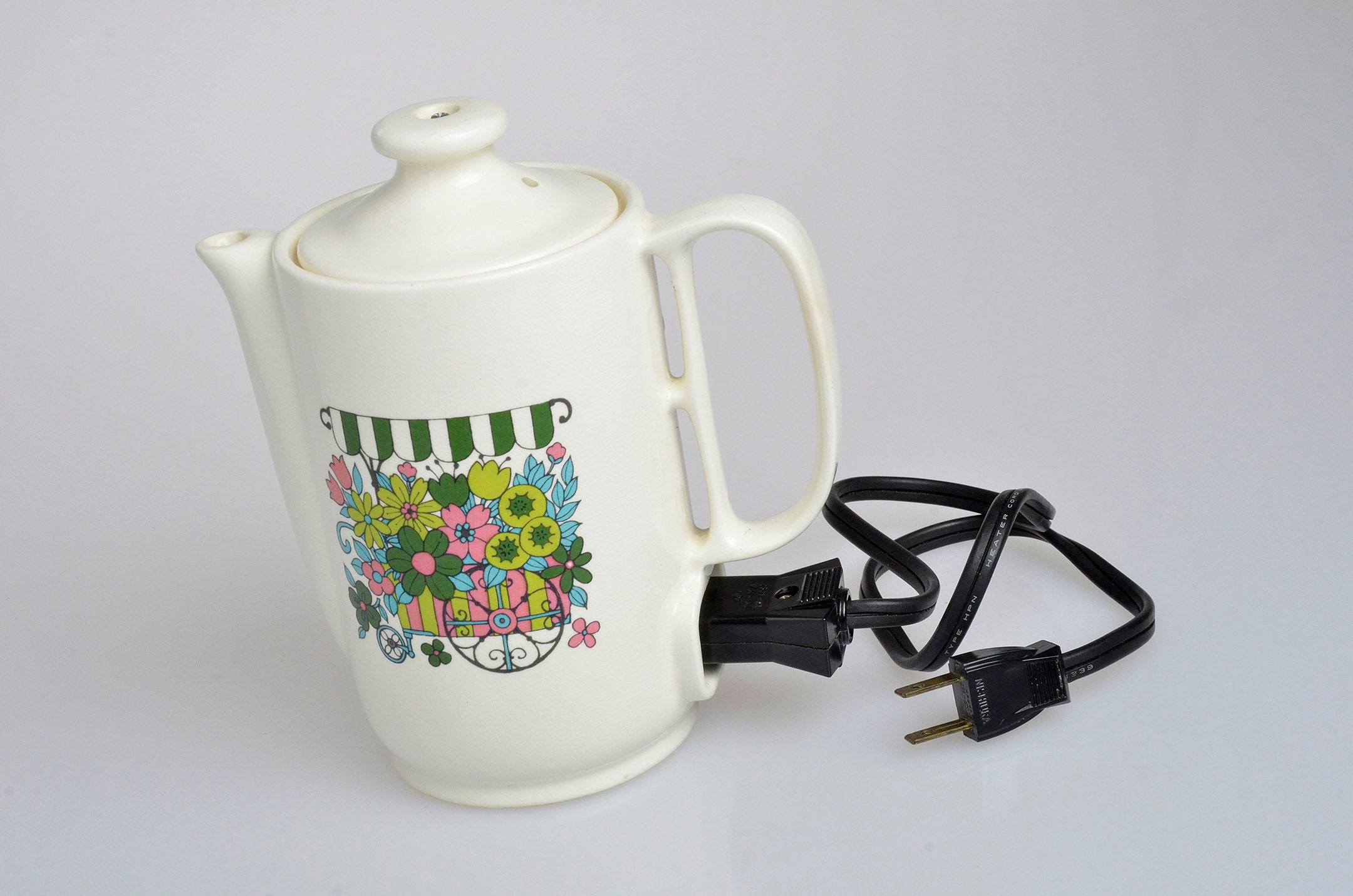 1960's Vintage SUPERIOR Electric Tea Kettle Model EK200-3 Made in Canada  CHROME Works Great Very Good Condition 