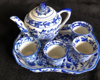 Blue and White  Chinese tea set