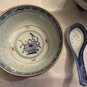 Chinese dining set -  bowls, saki dishes
