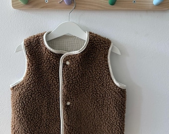 Gilet oversize in stile orsetto per neonati e bambini, marrone