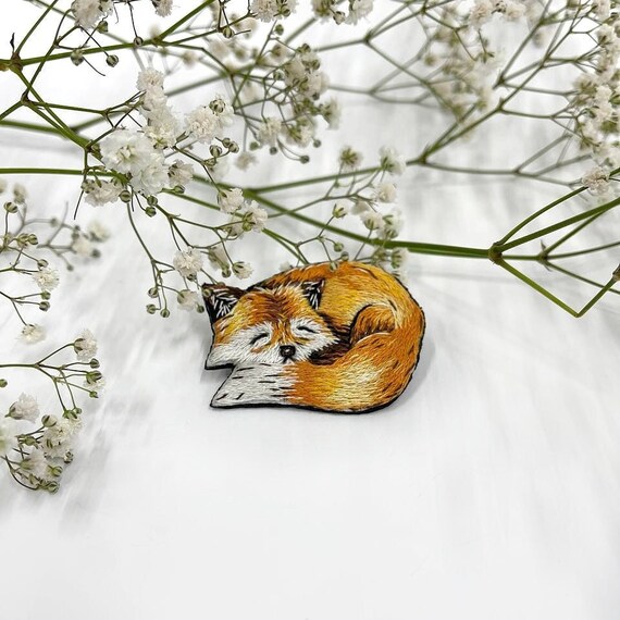 Fox Hand-Embroidered Pin Fox Hand-Embroidered Pin