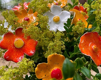 12 fleurs en céramique Maintenant il fait beau !