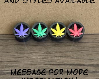 Tapones para los oídos personalizados con forma de hoja de cannabis - Calibres con forma de hoja de marihuana - Varios colores y estilos